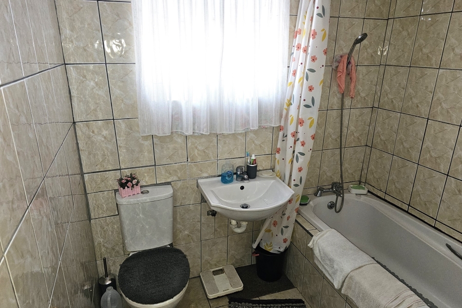 3 Bedroom Property for Sale in Portlands Western Cape